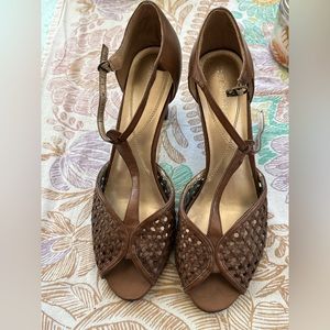 Naturalizer Heel